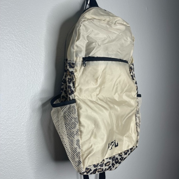 APL Packable Backpack Leopard Cream New with Tags - Picture 5 of 10
